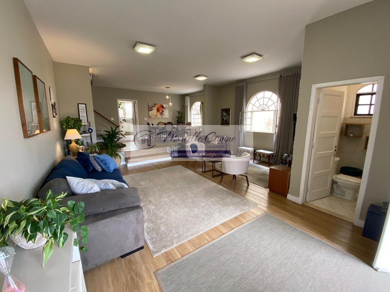 Sobrado, 4 quartos, 244 m² - Foto 1